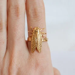 Bague Petite Cigale Cica dorée