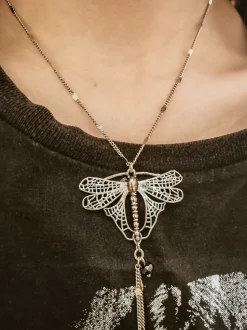 Collier Libellule Volant